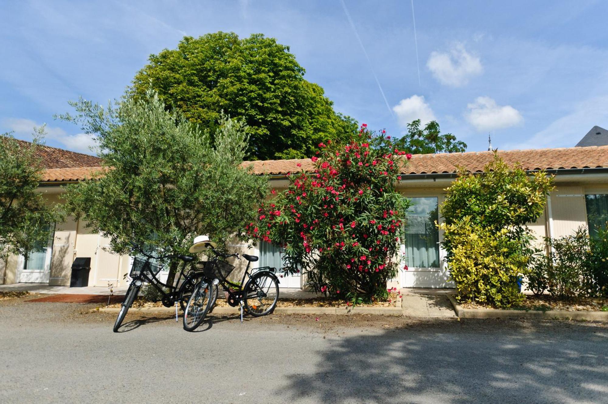 Logis Hotel L'Oliveraie Cognac Exterior foto